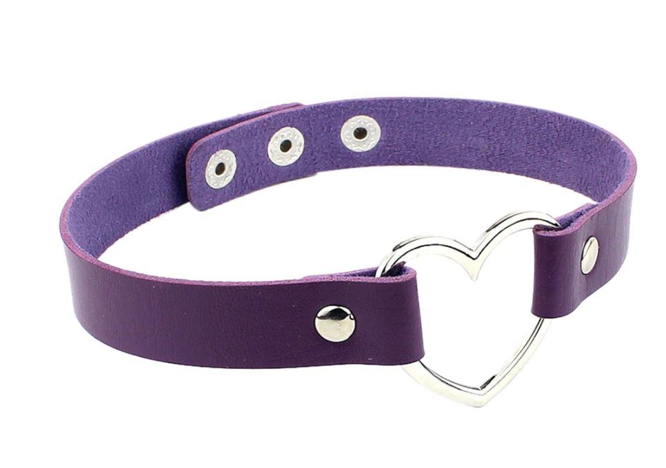 Pastel Goth Heart Choker