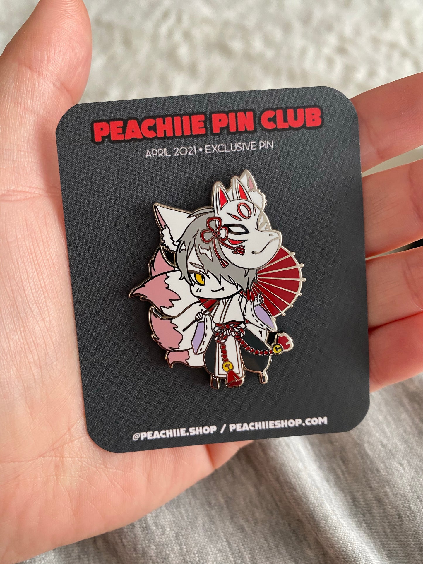 Ren the Kitsune Pin